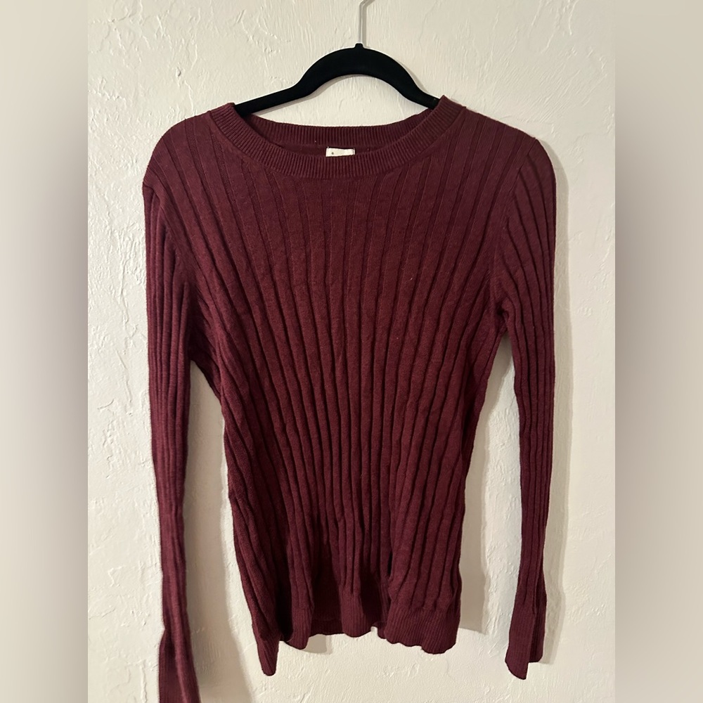 JoyLab Maroon sweater